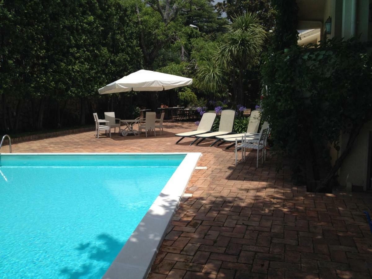 Villa Glicini Lamezia Terme Exterior photo